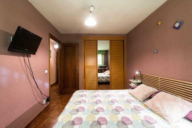 Vivienda Familiar Con Jardin Junto A Ifema Appartement Madrid Buitenkant foto